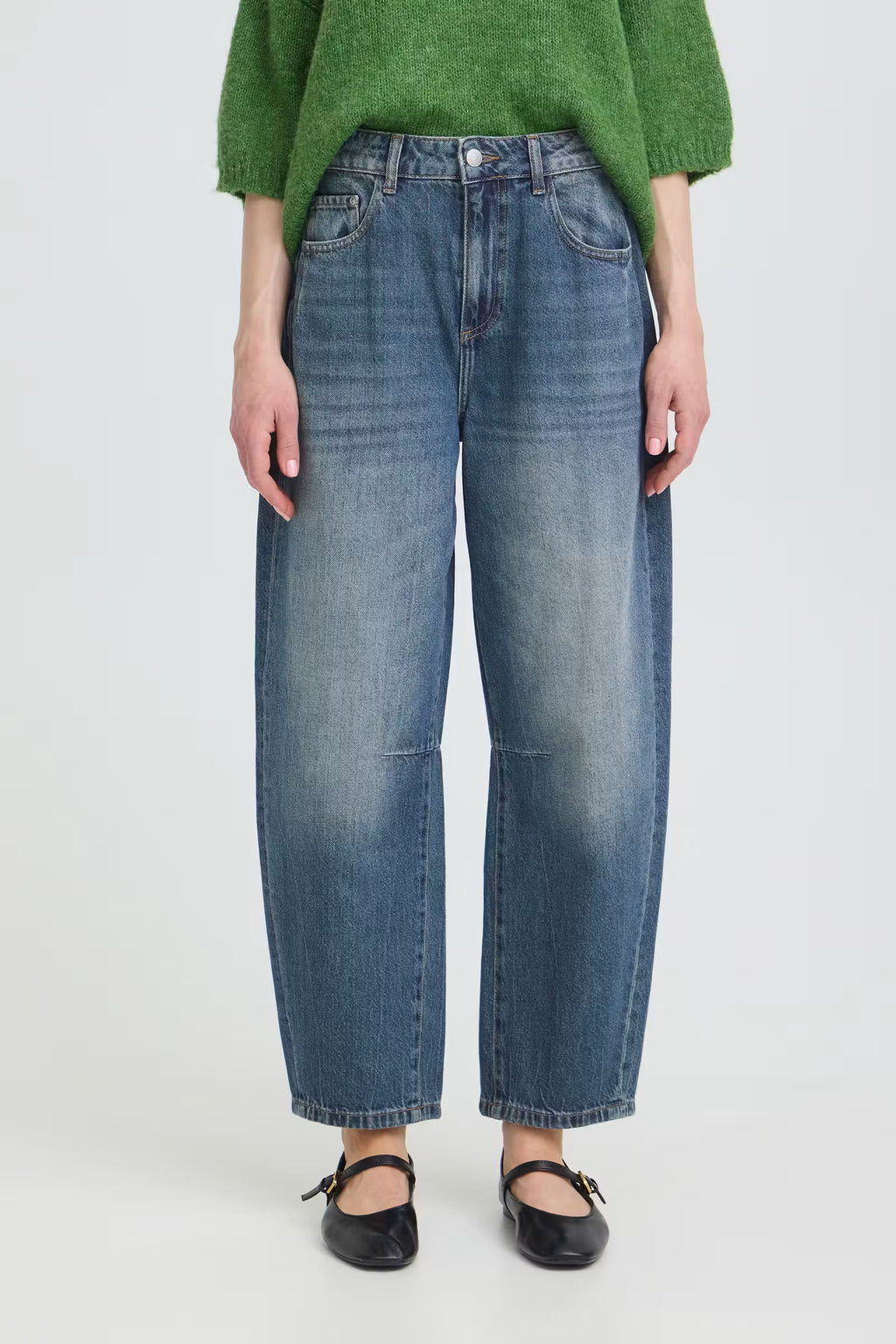 Jean Barrel Bykalluna BYOUNG