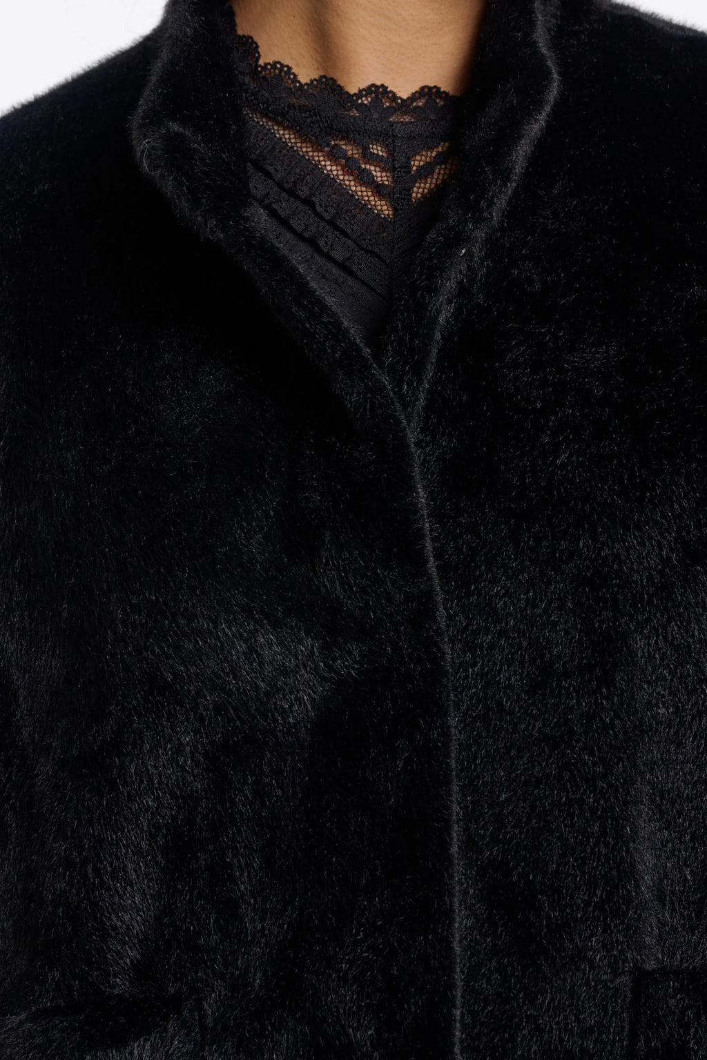 Cape Dewi noir RINO PELLE